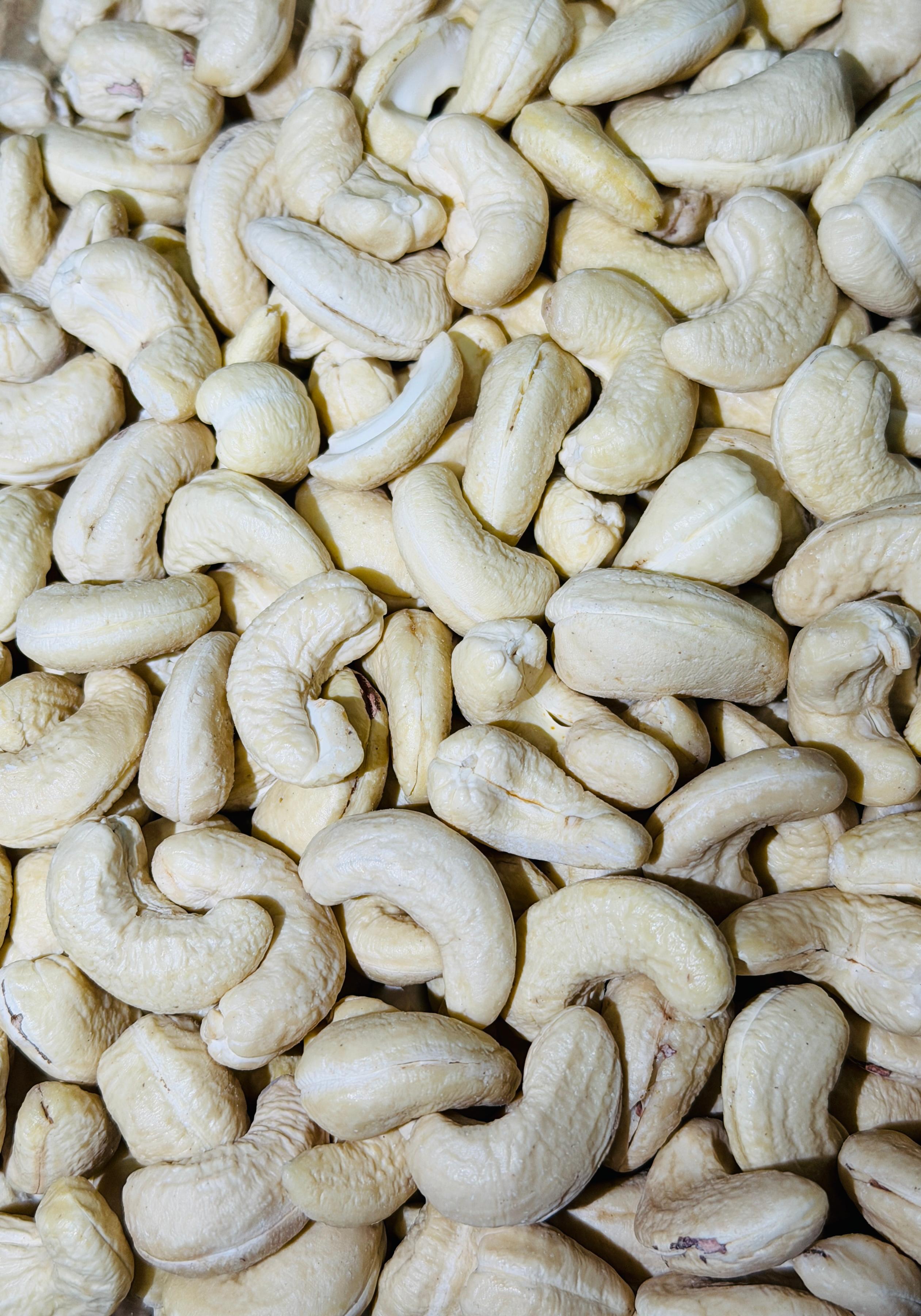 Gokul Superstore - Cashew